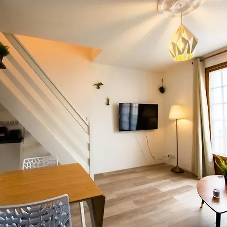 Apartment Appartement, Duplex A 500m De La Mer Avec Balcon *