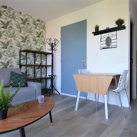 Appartement, Duplex A 500m De La Mer Avec Balcon Apartment