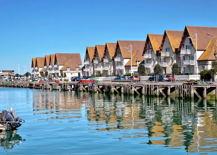 Appartement, Duplex A 500m De La Avec Balcon * Courseulles-sur-Mer